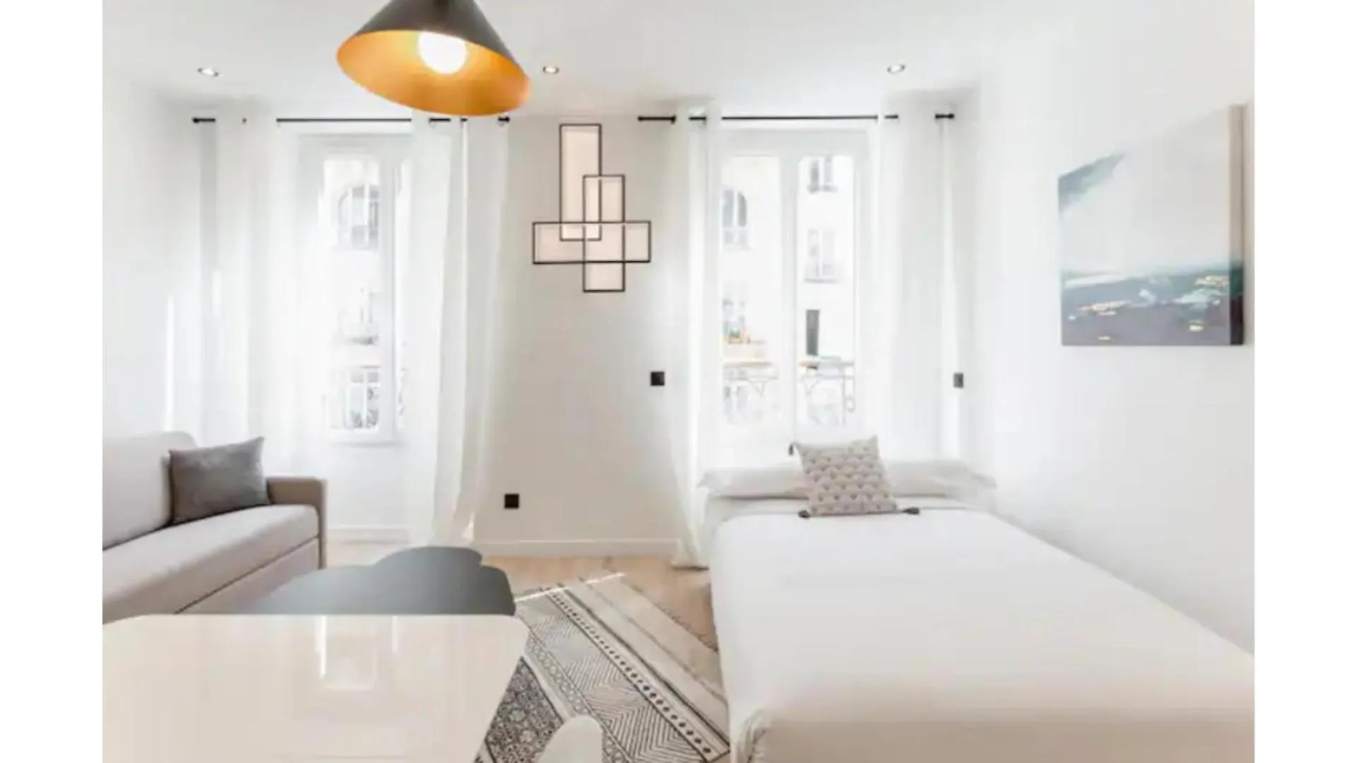 Amazing 2 Bedroom Parisian Flat